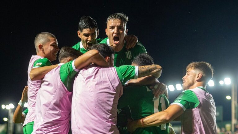 Con doblete de Nasif, Banfield superó con autoridad a Newell’s por 3-0