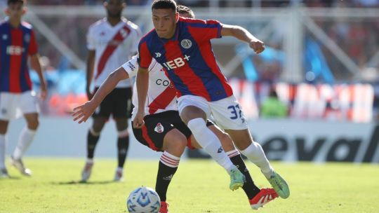 Gusto a poco: San Lorenzo y River empataron 0-0 en el clásico