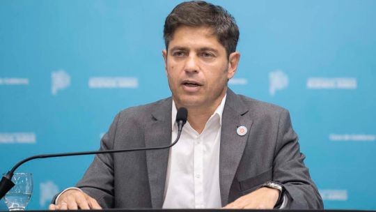 Axel Kicillof anunció un subsidio de $800 mil para los afectados del temporal