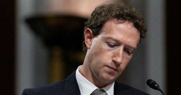 Poder, ambición y censura: las polémicas revelaciones del «libro prohibido» por Mark Zuckerberg