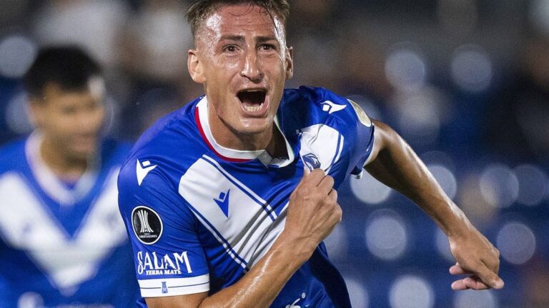 El Vélez de Guillermo goleó en un choque especial y se ilusiona en la Copa Libertadores