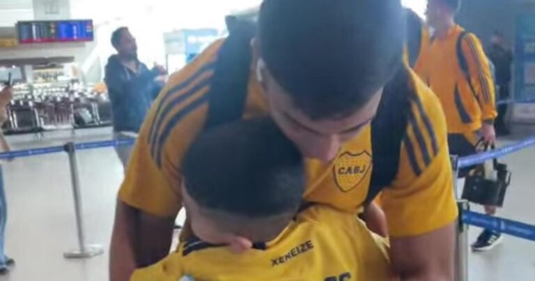 «Chango, Chango!»: el tierno momento entre un hincha de Boca y su ídolo en Ezeiza