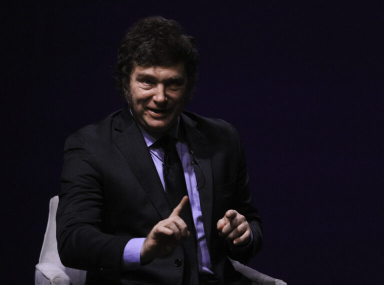 Milei lanzó una campaña para exigir que no se validen los aumentos de precios
