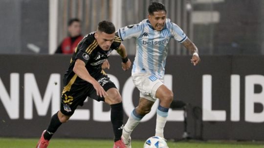 Racing rescató un empate agónico ante Colo-Colo y volvió a la cima del Grupo E