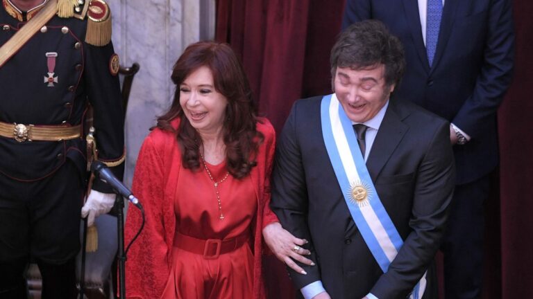Vialidad: el Gobierno elige el silencio y busca tomar distancia del fallo de la Corte Suprema