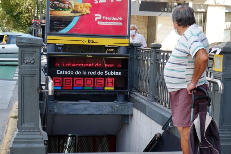 Paro de subtes hoy: empezó la medida de fuerza que afecta las seis líneas y el Premetro