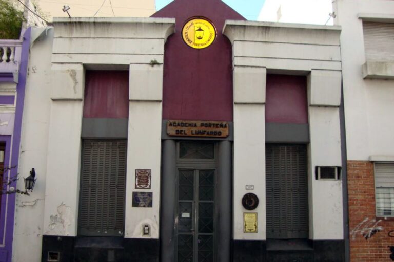 Está en el aire. La Legislatura porteña declaró el lunfardo patrimonio cultural de la ciudad de Buenos Aires