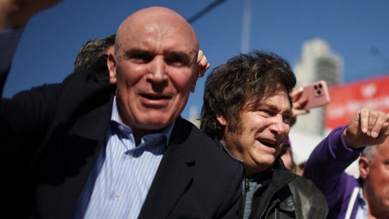 Javier Milei reunido con Espert en la Quinta de Olivos: el Presidente lo sostuvo y anunció que no lo baja