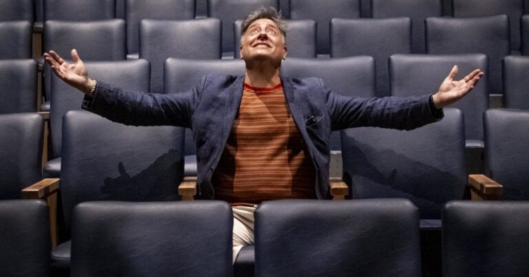 Daniel Casablanca, de Los Macocos, entre la tragedia, la comedia y la estupidez: «Hacemos teatro con una irreverencia que sigue siendo vanguardista