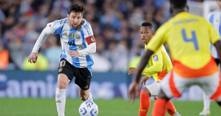 El Gobierno confirmó que la Televisión Pública transmitirá todos los partidos de la Selección Argentina en el Mundial 2026 y criticó al kirchnerismo