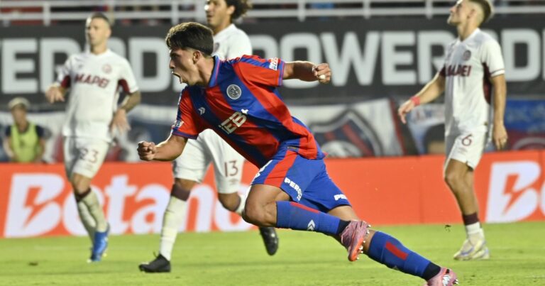 San Lorenzo: la nueva oferta que llegó por Alexis Cuello y la postura del club