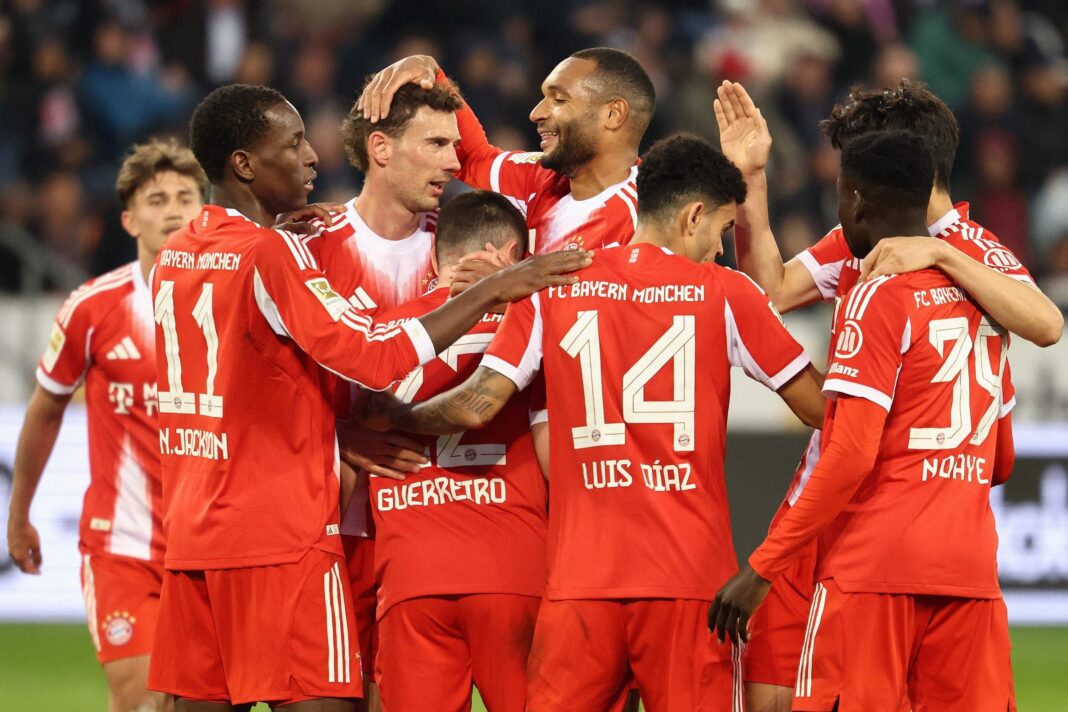 Jugadores del Bayern Múnich celebrando un gol durante el partido ante el St. Pauli en la Bundesliga.