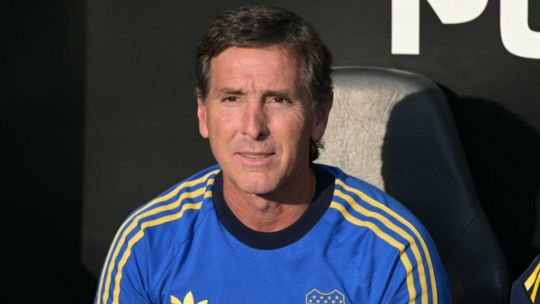 Claudio Úbeda, entrenador de Boca Juniors, en la zona mixta del estadio Norberto Tomaghello