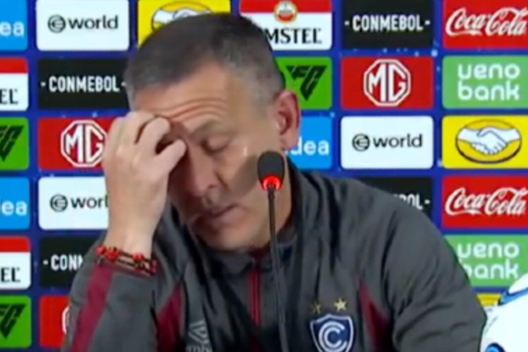 Horacio Melgarejo en conferencia de prensa tras partido de Copa Sudamericana