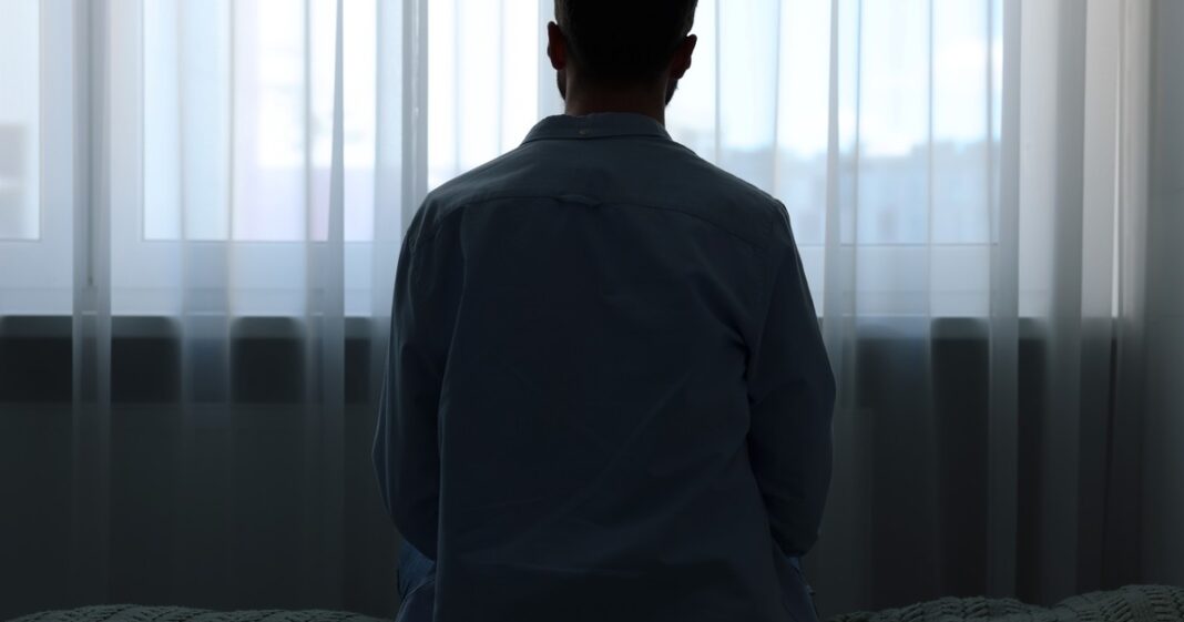 Ilustración conceptual sobre la filofobia y las relaciones interpersonales