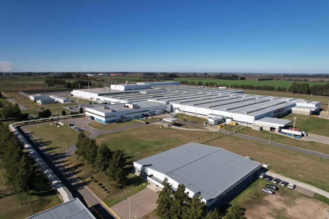 Cuatriciclo Honda TRX420, modelo de producción nacional fabricado en la planta de Campana, Buenos Aires.