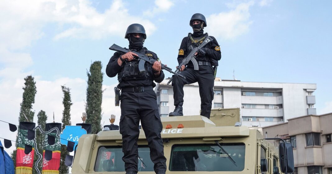 Mapa que muestra la ubicación estratégica del estrecho de Ormuz.