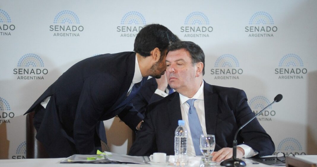 Juez federal Ariel Lijo en su despacho, imagen referencial.