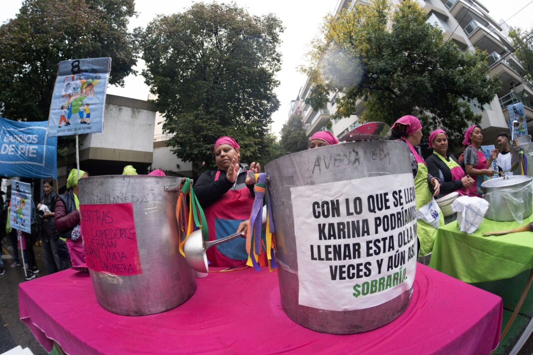 Juez Sebastián González Charvay emite resolución sobre programa social.