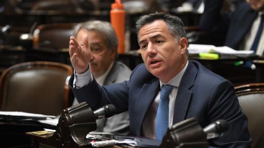 Militantes de La Libertad Avanza en un acto político en Córdoba