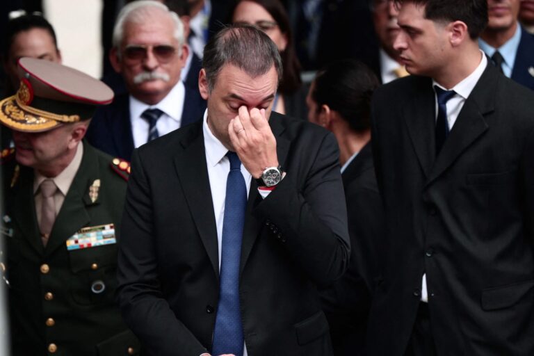 Manuel Adorni, jefe de Gabinete de Ministros de Argentina, en un encuentro oficial.