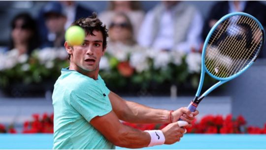 Mariano Navone durante su partido contra Alexander Zverev en el Madrid Open