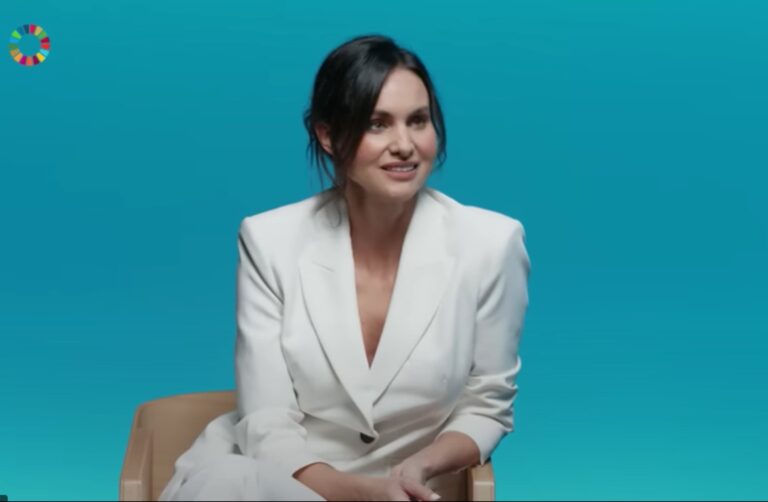 Ana Ibáñez, neurocientífica, explica conceptos sobre neuroplasticidad y entrenamiento cerebral.