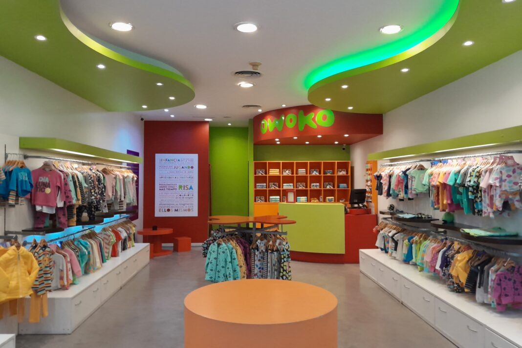 Local de Owoko en Argentina, marca de indumentaria infantil en concurso preventivo