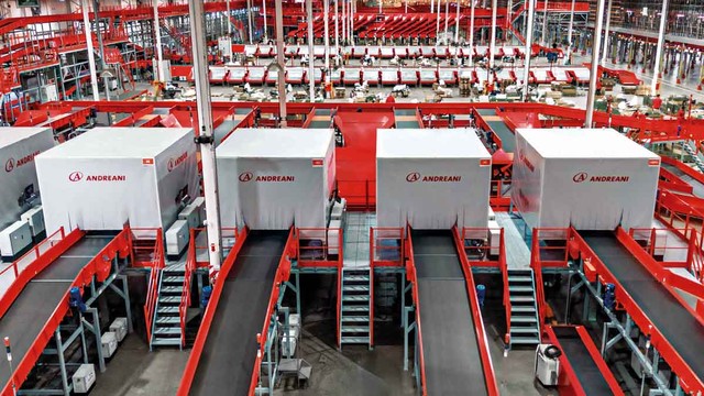 Centro logístico automatizado de Andreani en General Pacheco con tecnología de inteligencia artificial