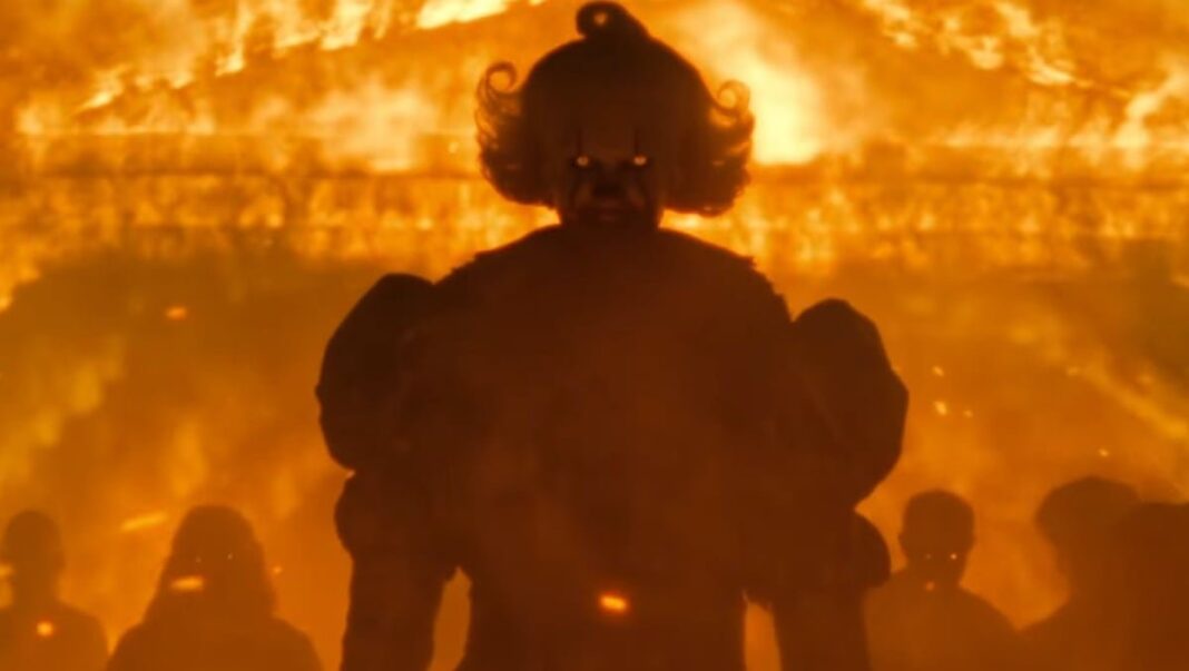 Escena de la serie It: Bienvenidos a Derry con Pennywise