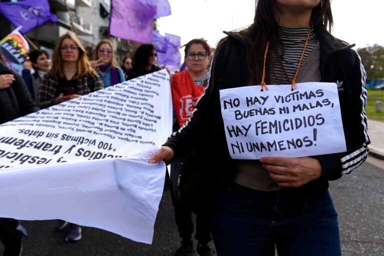 Gráfico con estadísticas de femicidios en Argentina durante los primeros cuatro meses del año