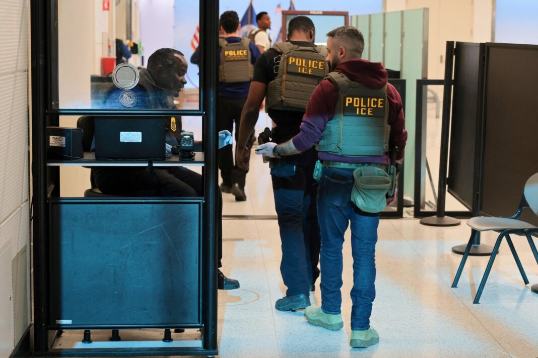 Oficina del Servicio de Control de Inmigración y Aduanas (ICE) en Estados Unidos