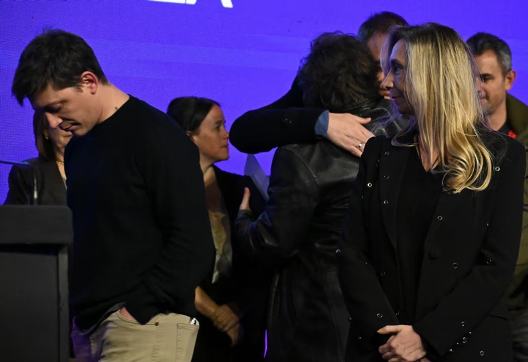 Reunión de mesa política del gobierno de Javier Milei