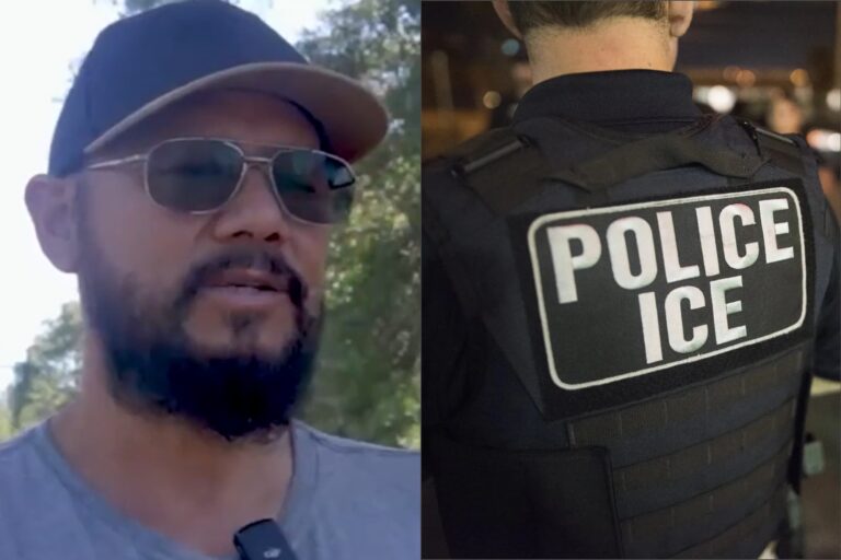 Persona sosteniendo una green card frente a un edificio gubernamental