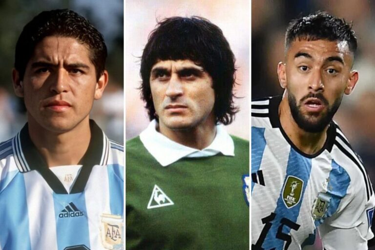 Álbum de figuritas Panini del Mundial con la selección argentina