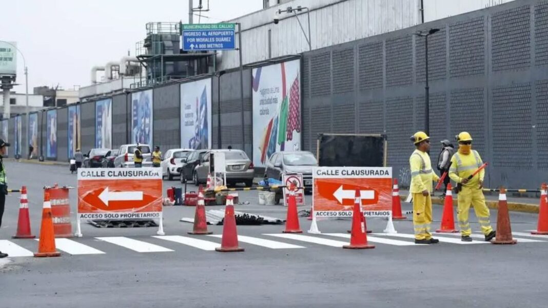 Congestión vehicular en avenida Faucett por obras de la Línea 2 y Ramal de la Línea 4