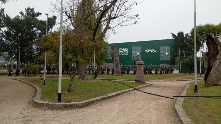 Polideportivo Gatica Villa Domínico donde se realizará velatorio del Indio Solari
