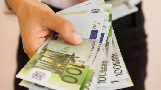Cotización del euro y euro blue hoy viernes 5 de junio