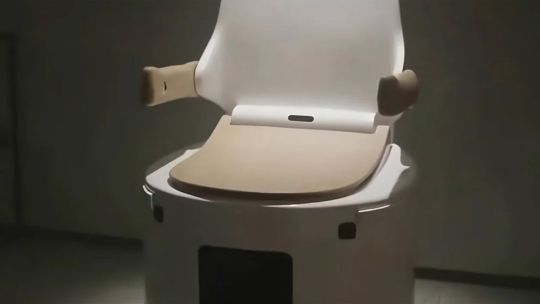 Inodoro autónomo Xiaoban de la empresa Yueban en la Exposición Internacional de Cuidado de Ancianos de Shanghái