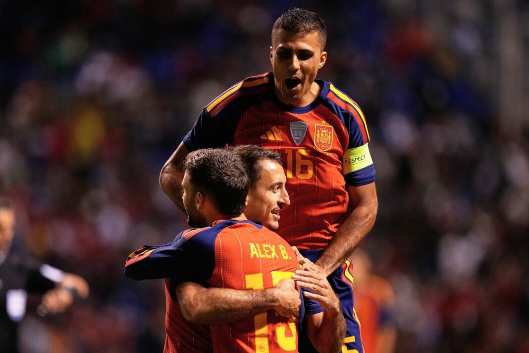 Partido de fútbol entre España y Cabo Verde en el Mundial 2026