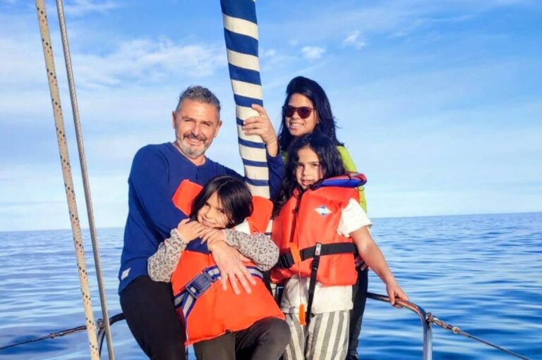 Velero Tafí en el puerto de Valencia