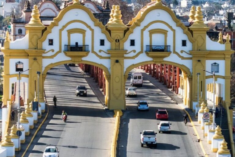 Obras de repavimentación en el Puente Alsina