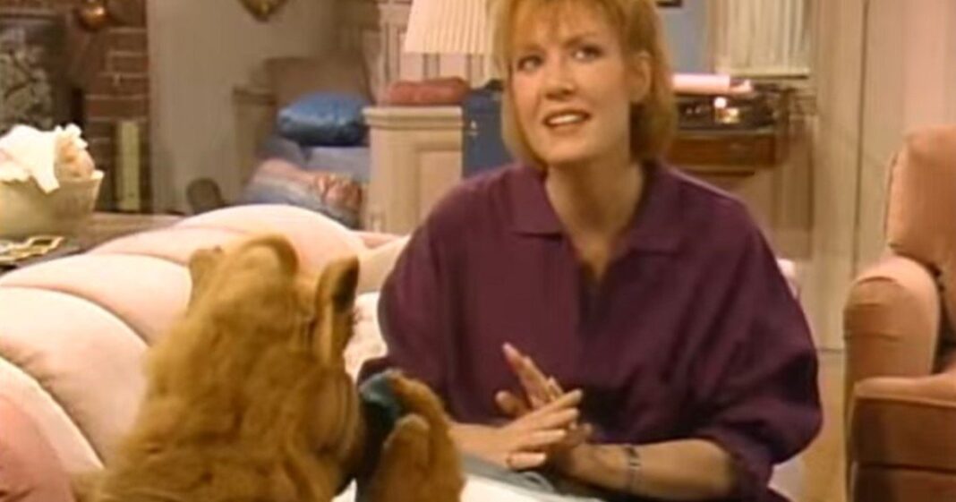 Anne Schedeen en la serie Alf