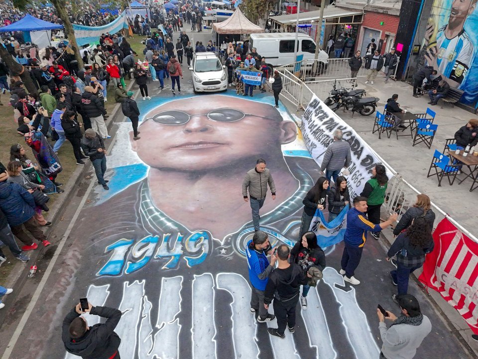 Fotografía del velatorio del Indio Solari en Avellaneda