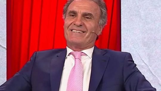 Oscar Ruggeri durante una entrevista sobre directores técnicos de la Selección argentina