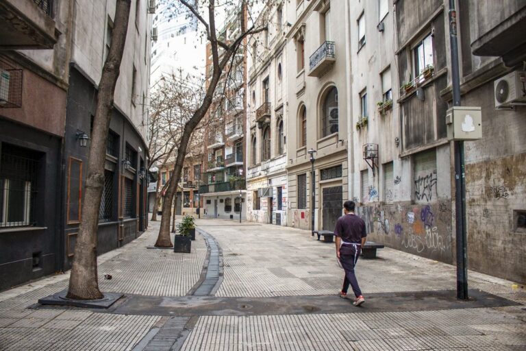 Pasaje Enrique Santos Discépolo en Balvanera, Buenos Aires