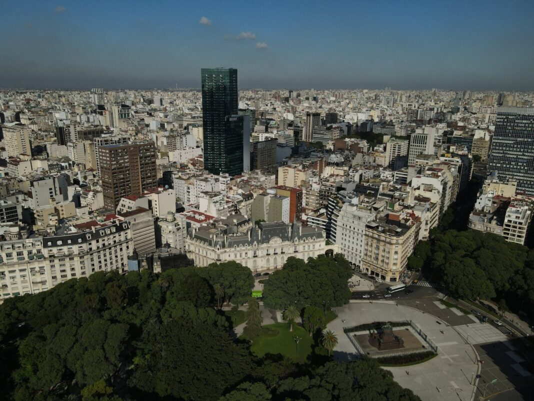 Edificio en subasta judicial en Buenos Aires