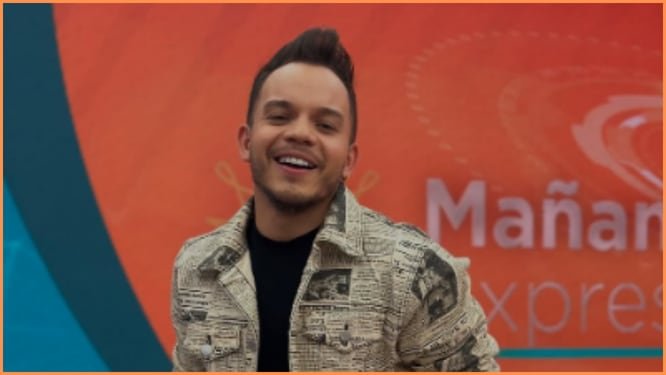 Santiago Vargas presentador de televisión