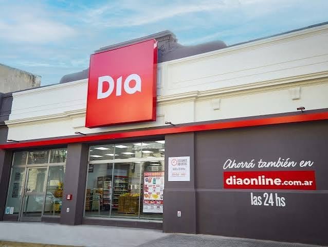 Fachada de un supermercado Dia en Argentina
