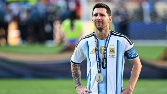 Jugadores de España celebran el gol de Ferrán Torres en la final del Mundial ante Argentina en el MetLife Stadium